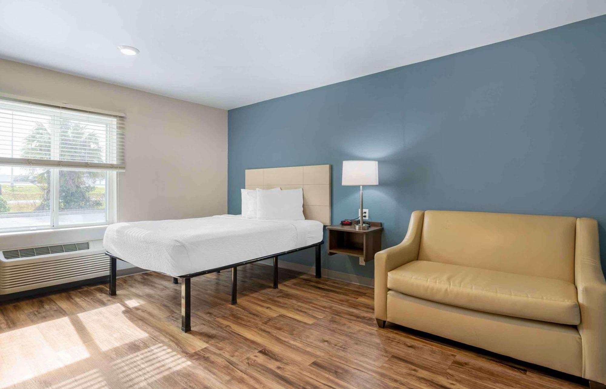 Extended Stay America Select Suites - Orlando - Airport Екстериор снимка